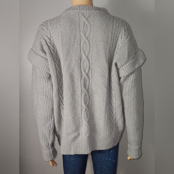 Elan Light Gray Cozy Knit Mock Neck Sweater Size Small - Picture 3 of 10